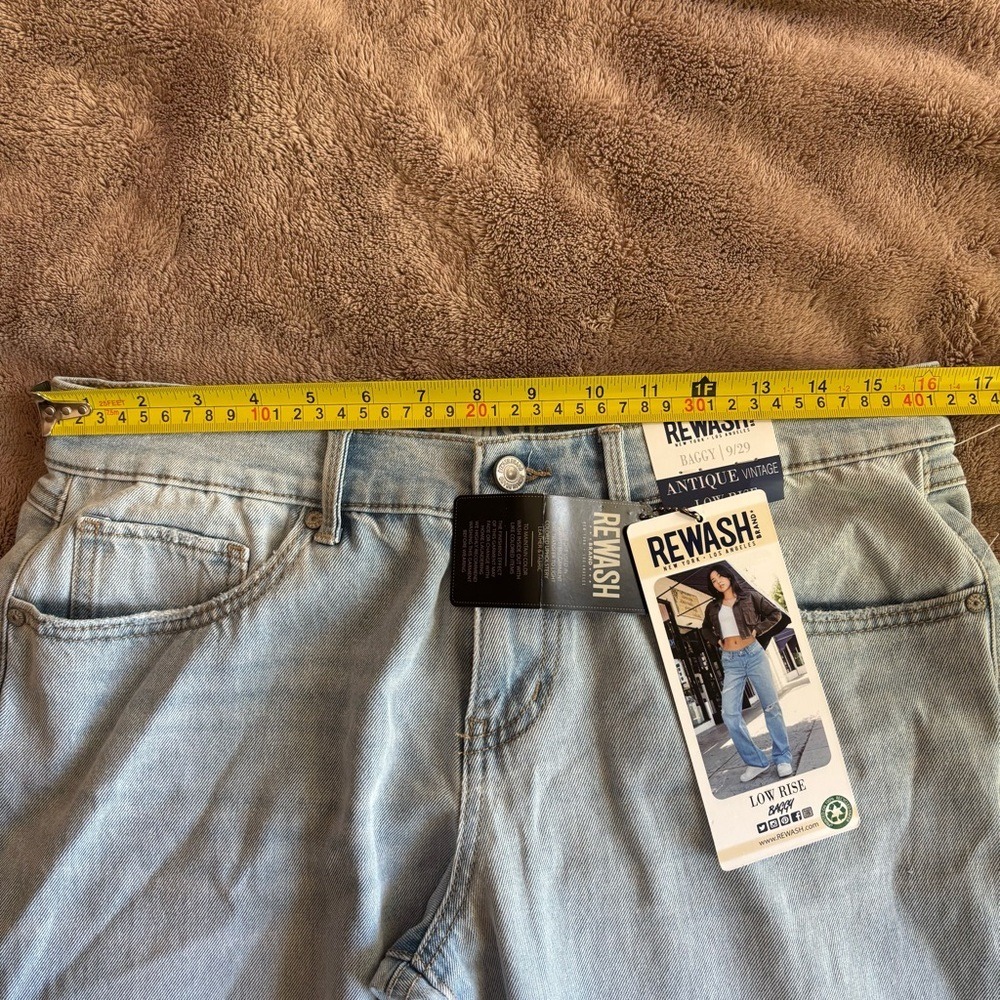 Rewash Antique Vintage Low Rise Baggy Jeans Light Wash Size 9/29 NWT - Picture 5 of 8